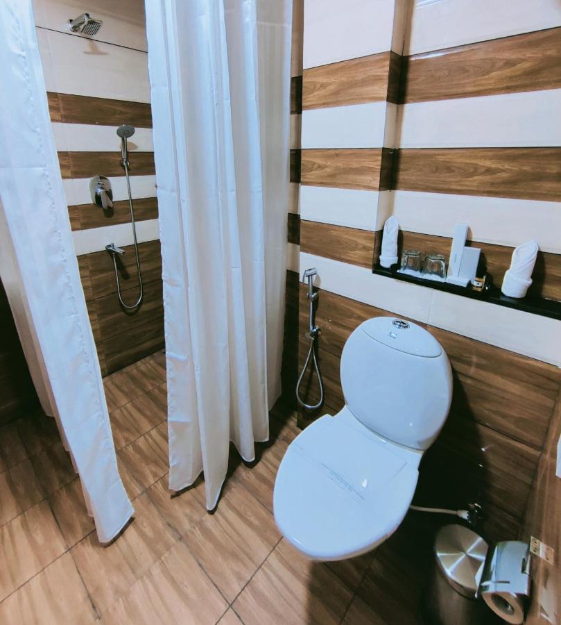 Hotel Seapark Kollam Extérieur photo