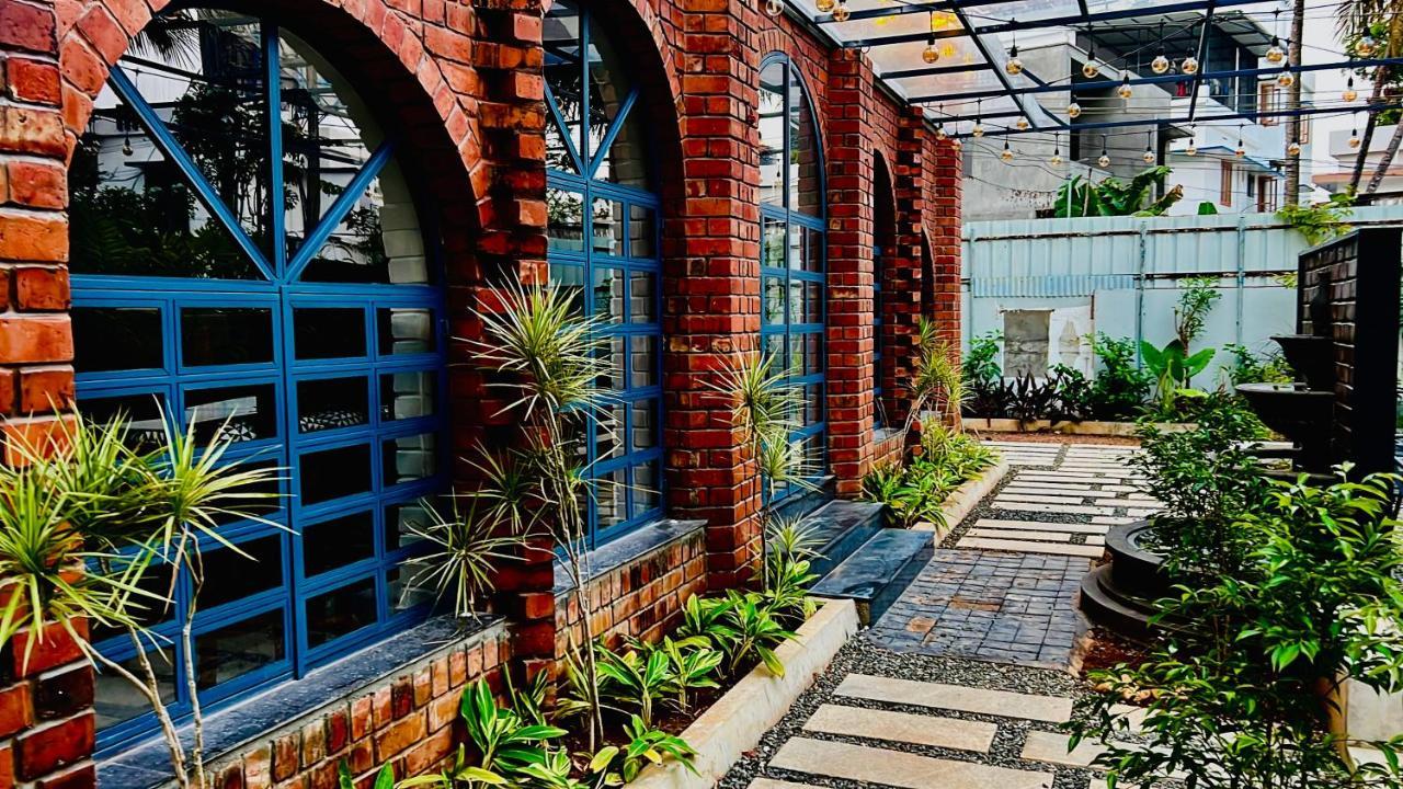Hotel Seapark Kollam Extérieur photo