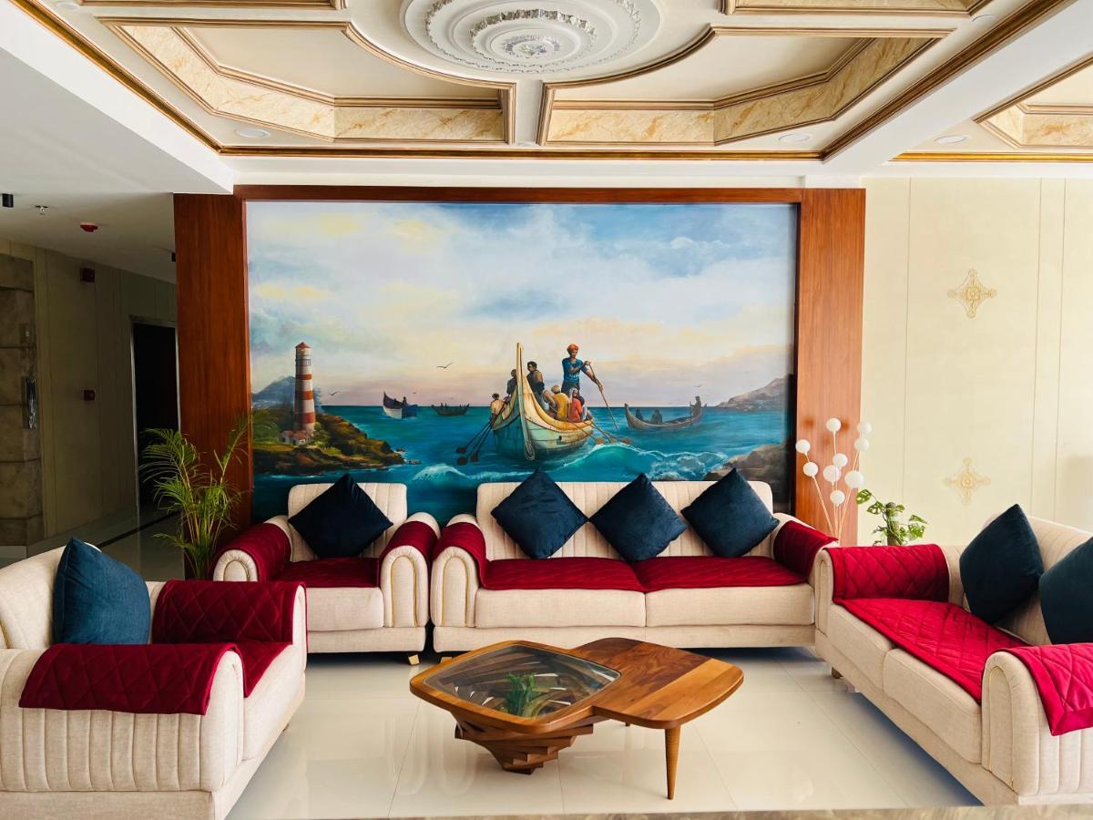 Hotel Seapark Kollam Extérieur photo